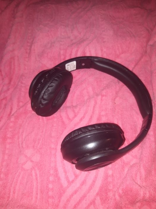 Наушники беспроводная стереогарнитура Defender FreeMotion B552 блютуз