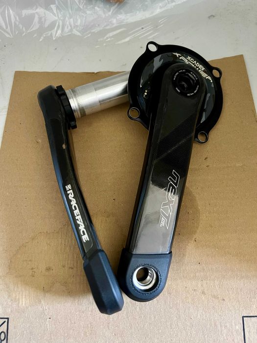 Pedaleiro RaceFace Next SL G5 Carbono