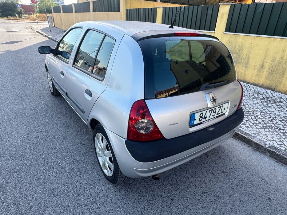 Renault CLio 1.5 DCI de 2005 C/5 lugares e AC