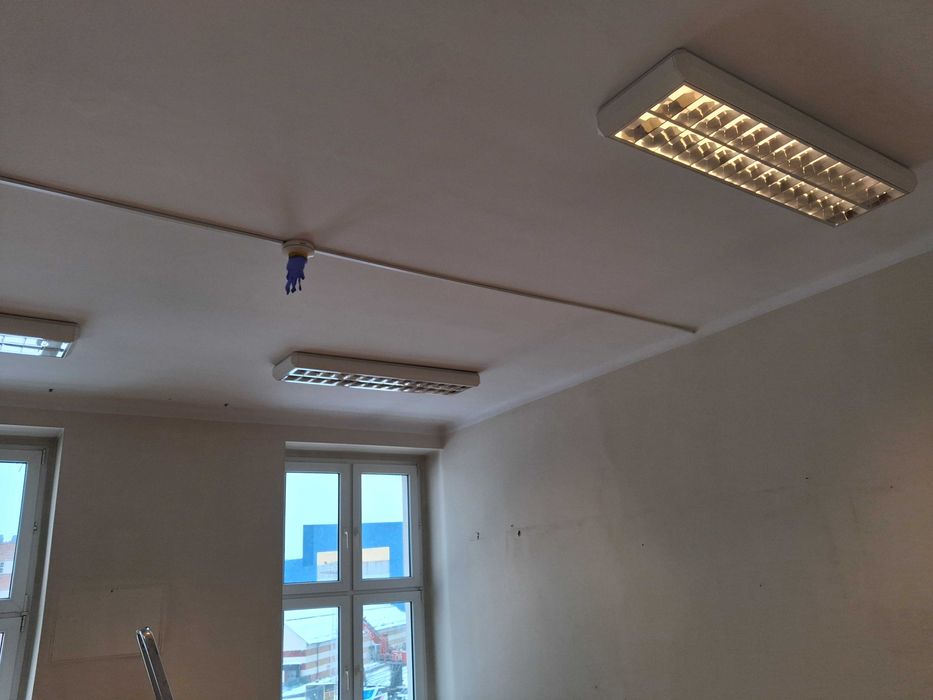 Lampy biurowe 4 sztuki