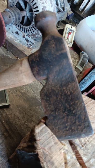 Stary  toporek,siekiera