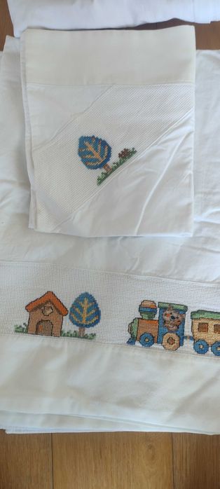 Lençóis para cama de bebé