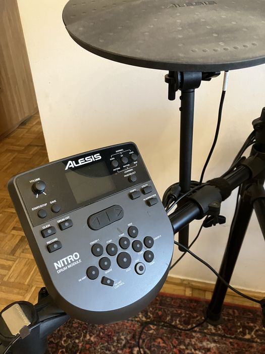 Alesis Nitro Mesh Kit  BEZ MODULA  brzmieniowego