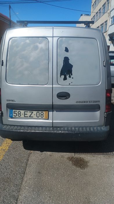 Vendo carro em bom só anda