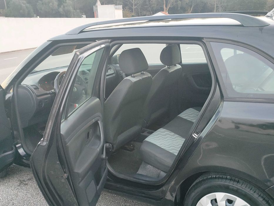 Skoda Fabia break (ler descrição)