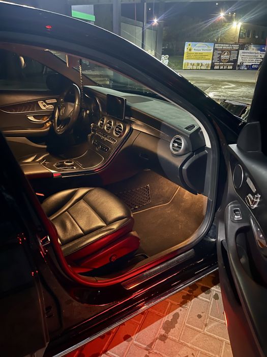 Продам Mersedes Benz C 300, 2016 р.в.  2 л. турбо задній привод