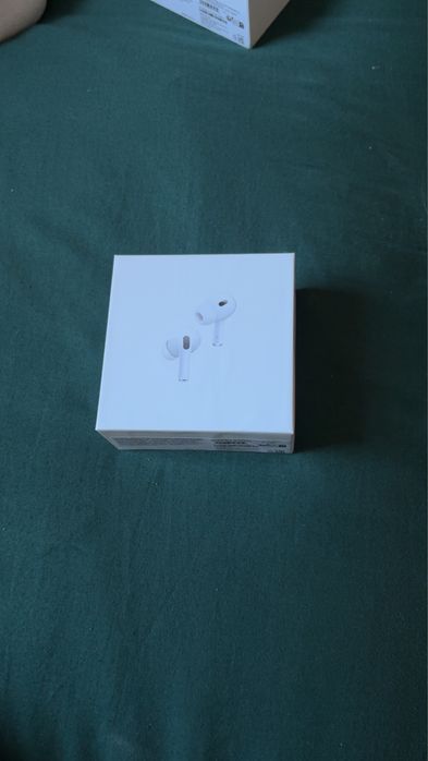 Air Pods Pro 2.