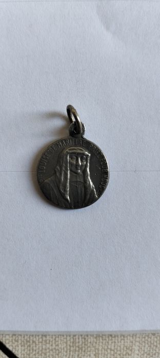 Medalhinha de sorte talismã com mais 60 anoss