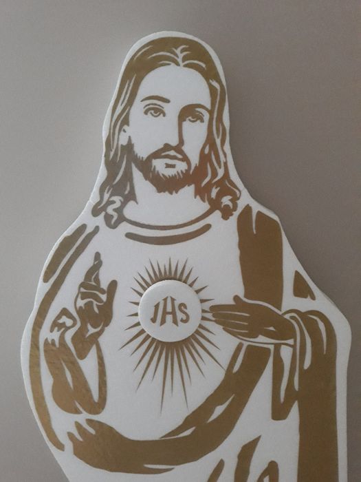 Postać Pana Jezusa z sercem  Pierwsza Komunia  ołtarz Boże Ciało