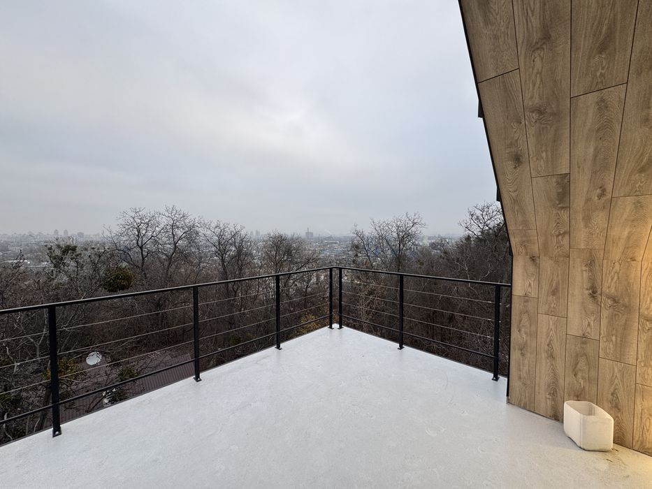 Оренда будинку з панорамним видом на Поділ