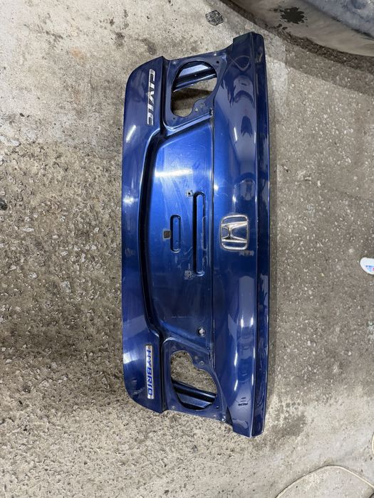 Honda civic 4d кришка кляпа ляда хонда цівік 8 2006-12 рідна фарба