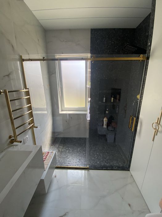 Душові кабіни, перегородки