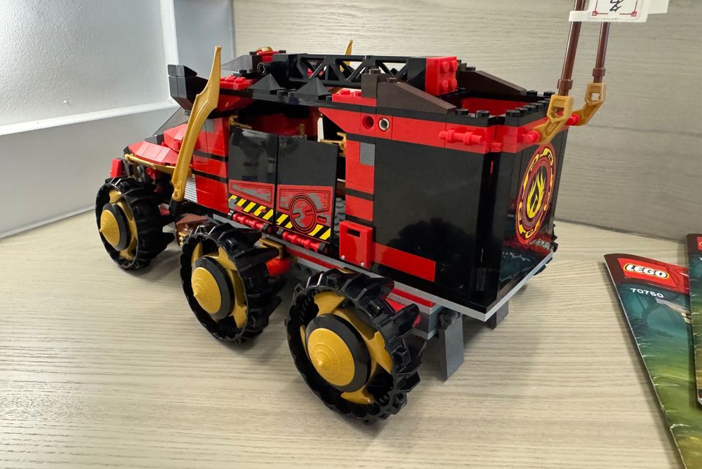 Aktualne. LEGO Ninjago 70750 Ninja DB X Komplet z pudełkiem Poznań