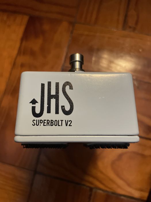 JHS Superbolt V2