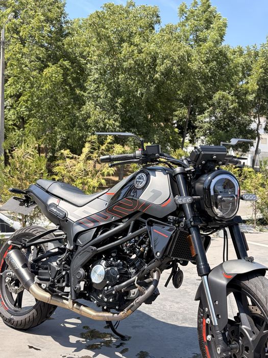 Benelli Leoncino 125cc