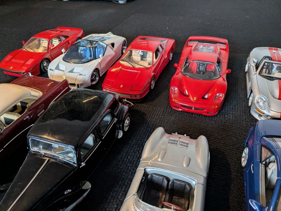 Lote 20 Miniaturas 1/18