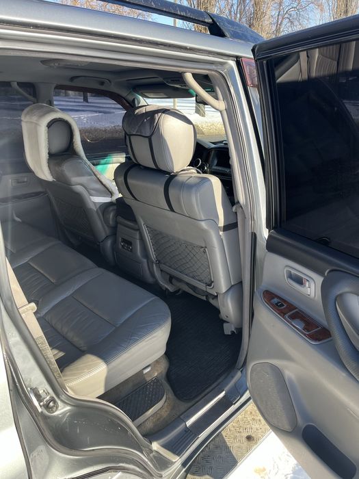 Продам Toyota Land Cruiser