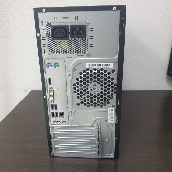 Компьютер Fujitsu Esprimo P556 E85+