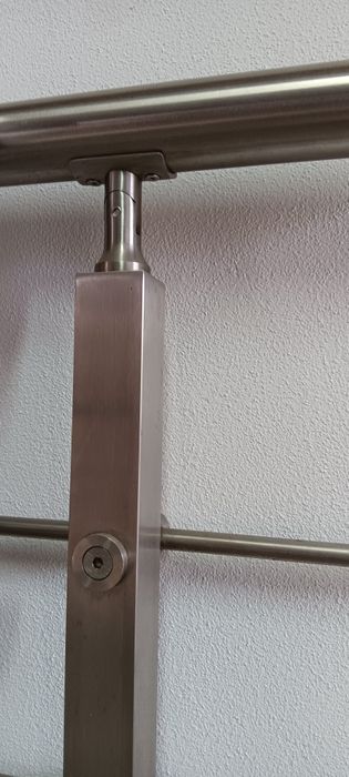 Grade/Corrimão em Inox - 210 cm