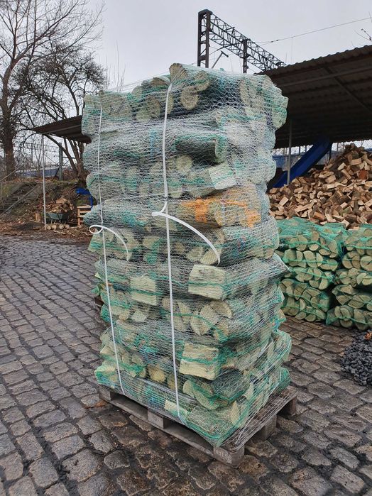 Drewno kominkowe Drewno opałowe  Workowane DĄB Drewno na ognisko