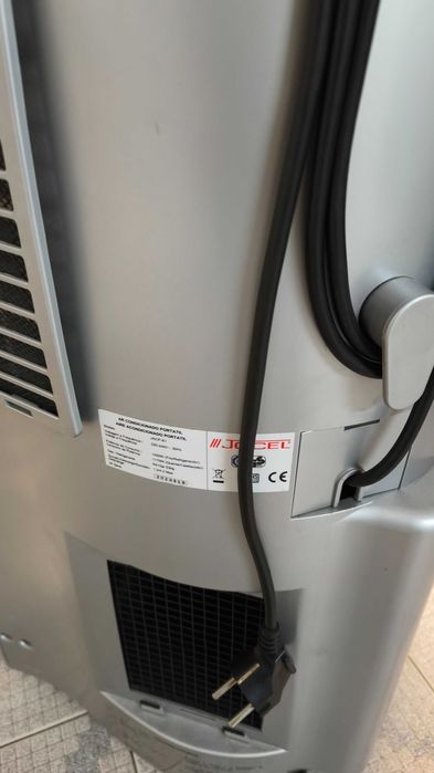 Ar condicionado portátil - 11000 BTU - Jocel