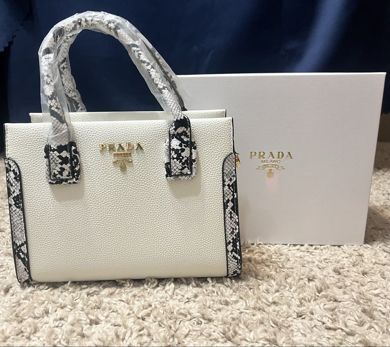 damska torba Prada