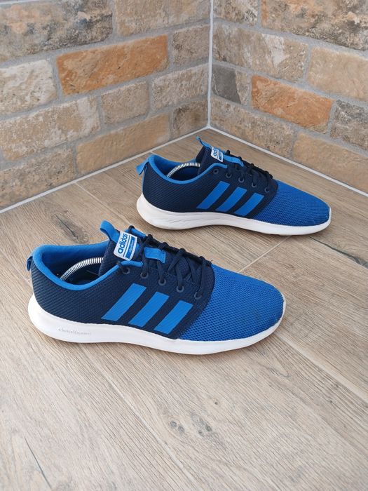 Кросівки Adidas р 45 на 44 (29,5 см) ц 800 гр , орігінал,  б/в