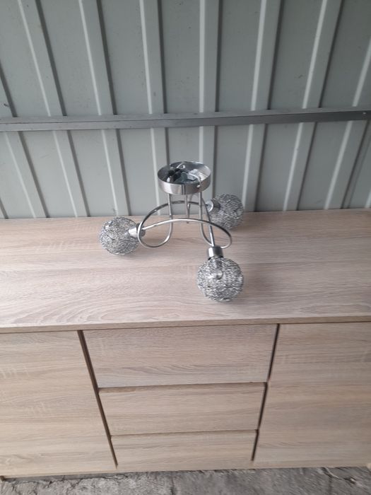 Żyrandol  srebrzysty