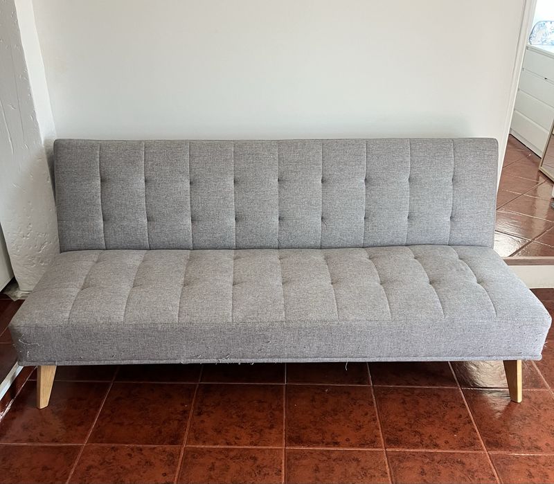 Sofa cama cinzento