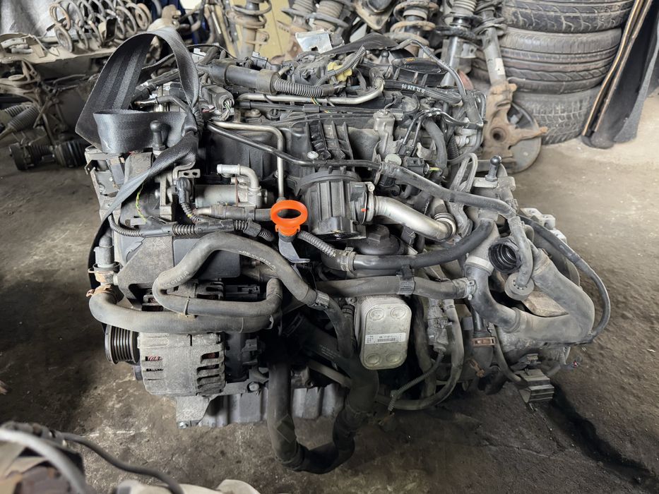 Мотор 1.6TDI пассат б6 гольф 6 шкода а5 cay cayc 77kw двигатель 1.6тді