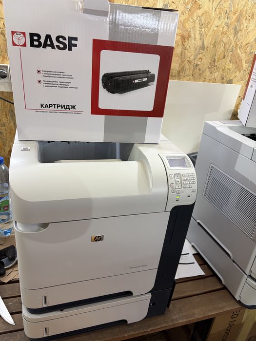 Принтер HP LaserJet P4515x стан нового, новий картридж.