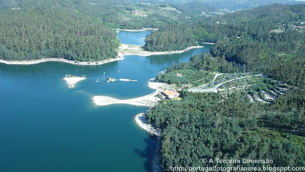 Terreno junto á Barragem do Ermal com novo preço