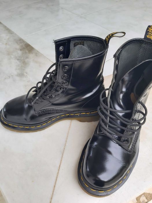 Botas Dr. Martens . AirWair . Originais