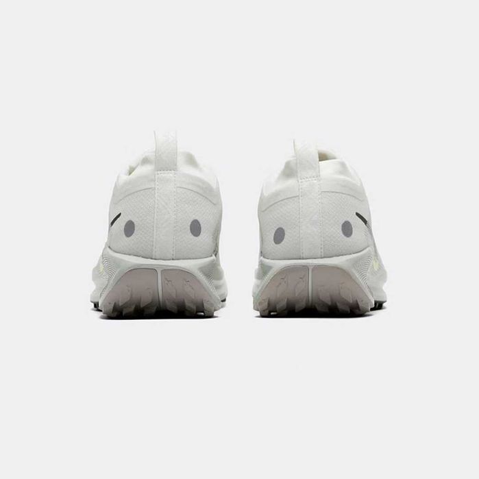 Кросівки Nike Pegasus Trail 5 GORE-TEX  (Оригінал) Мембрана взуття