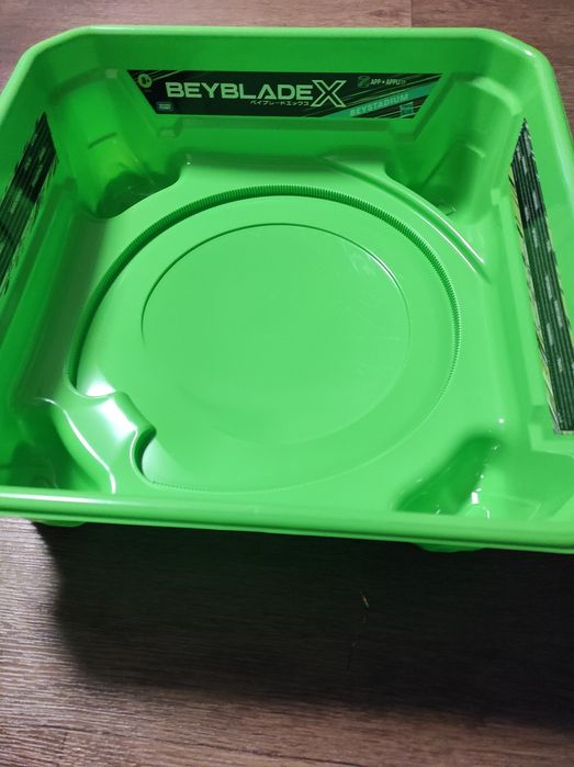 Іграшкова арена Beyblade X