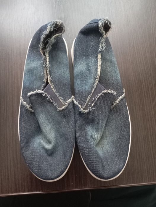 Мокасини під джинс
