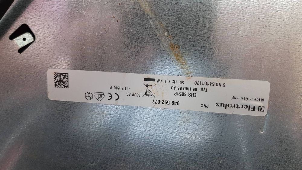 Електрична варильна поверхня Electrolux EHS 6651 P

Подробнее на сайте