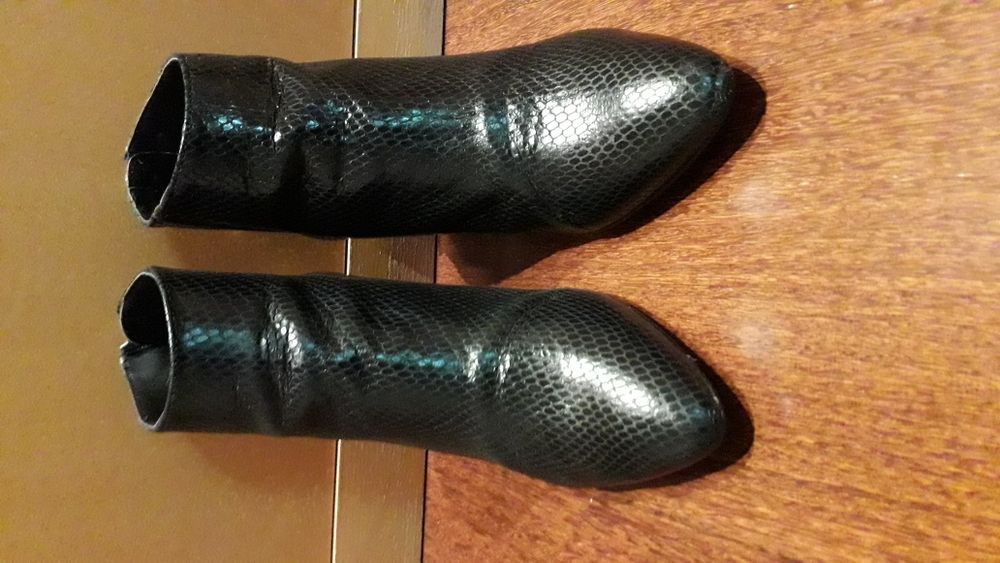 Botins padrão cobra