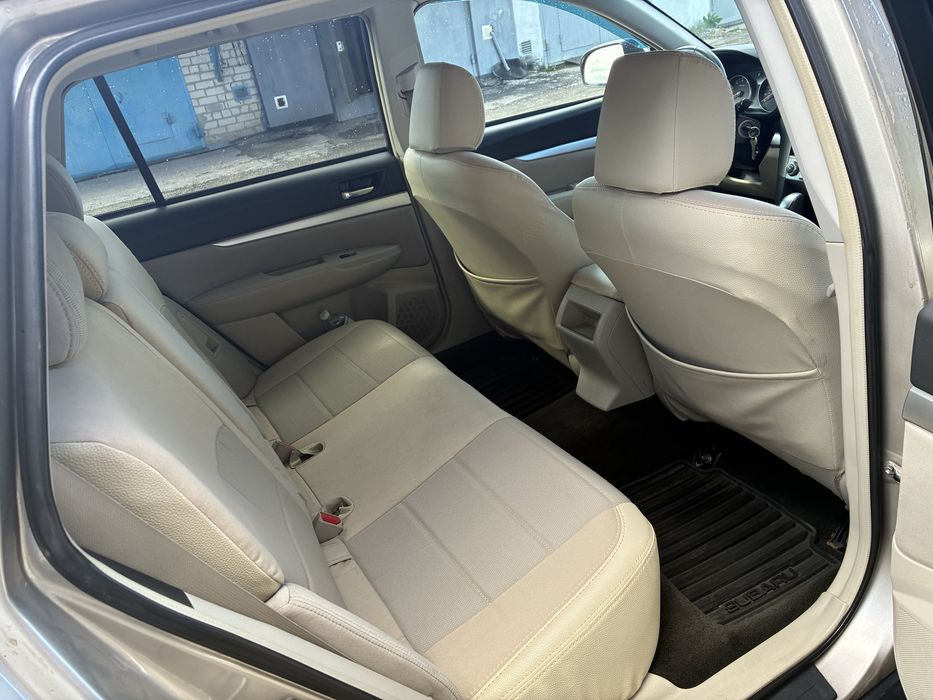 Subaru Outback 2014