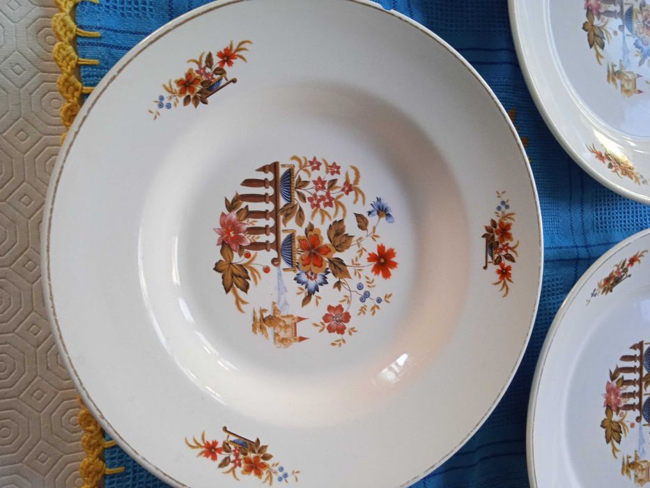 2 conjuntos 6 pratos cada decorativos antigos64752197703043124