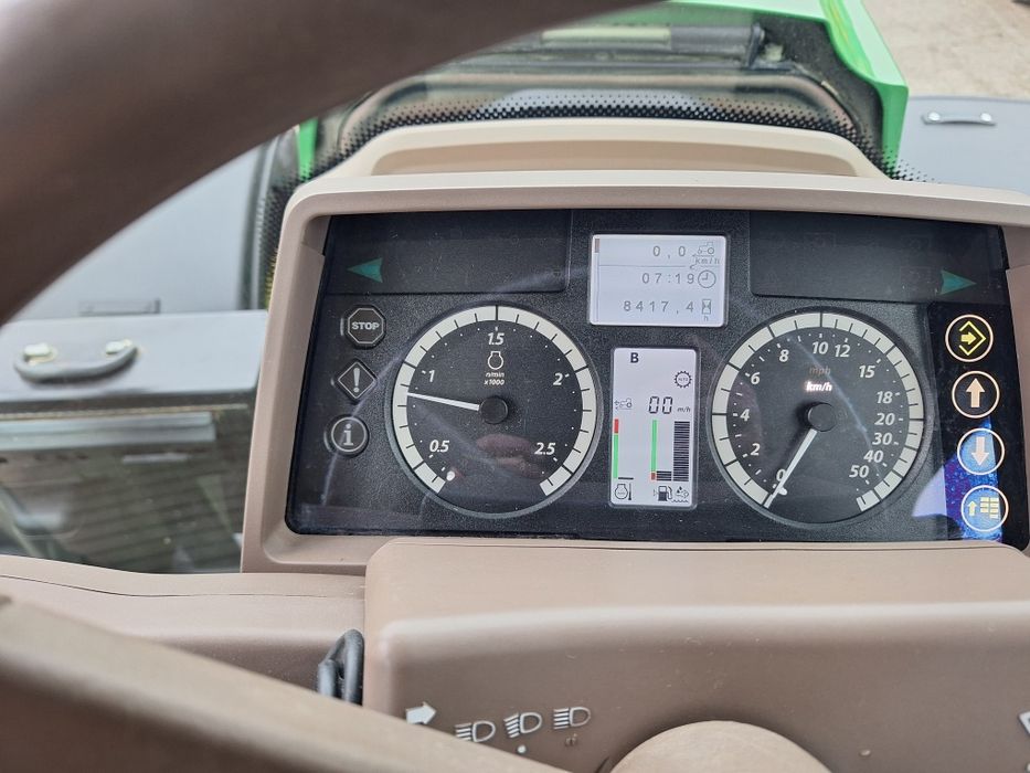 John Deere 6195M  .6145 .6150. 6175