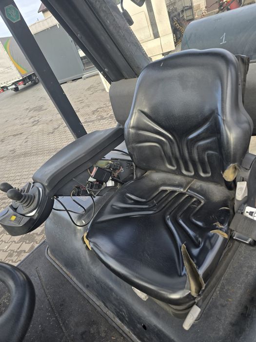 Wózek widłowy LINDE H60T-01, 2010r, udźwig 6t