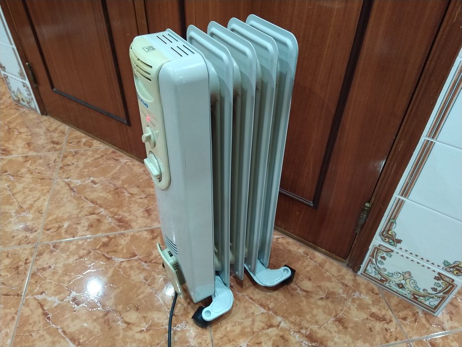 Aquecedor radiador a óleo casa quarto apartamento vivenda escritório.