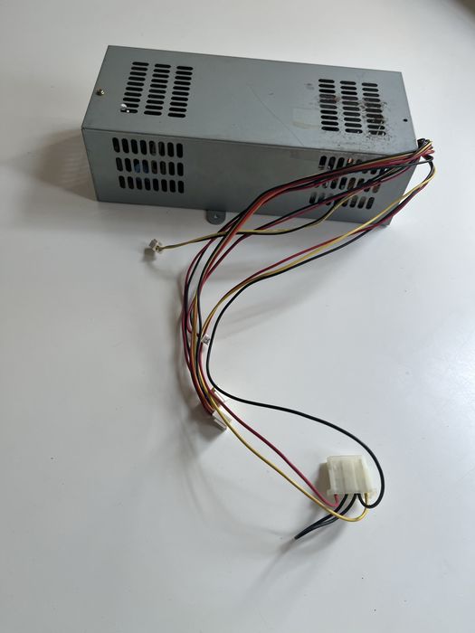Commodore Amiga CDTV zasilacz