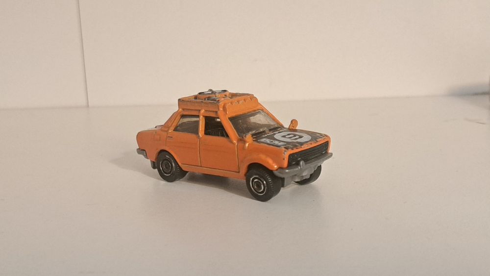 77-E/26 Matchbox Datsun 501 z 2016roku