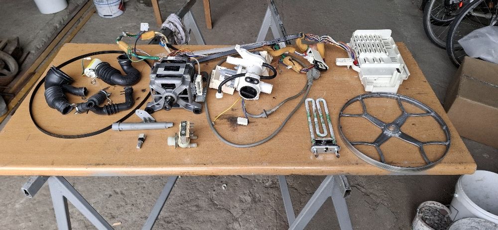 Silnik pralka samsung i inne części numery w ogloszeniu