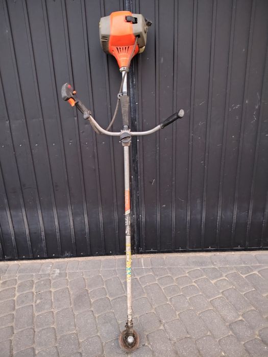 Kosa spalinowa podkaszarka