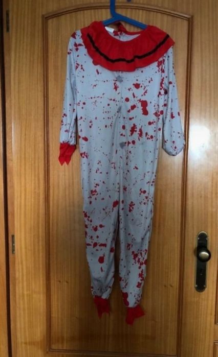 Fato palhaço assassino