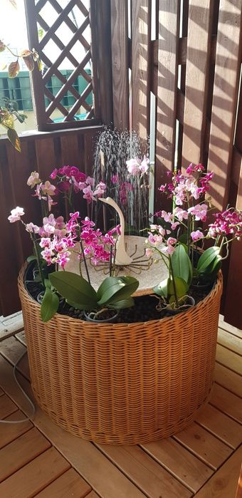 OKAZJA! niespotykana fontanna kwietnik rattanowa ogrodowa balkonowa