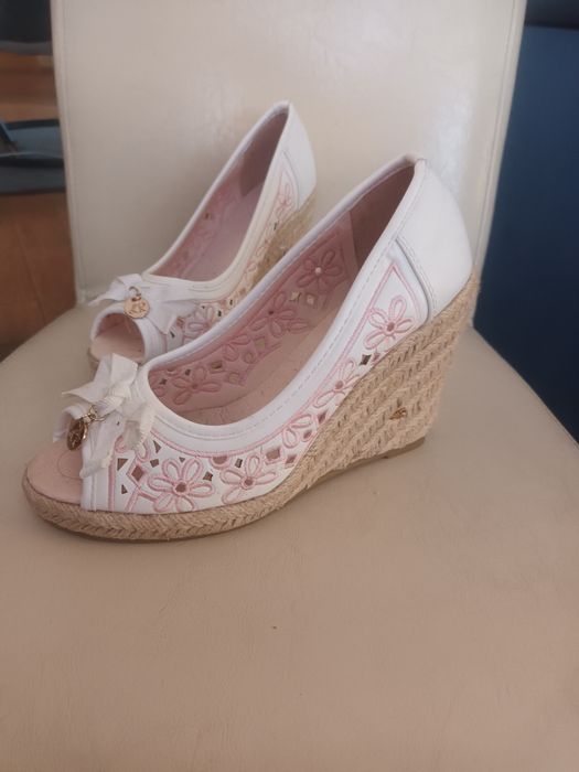 Buty r.39 na koturnie